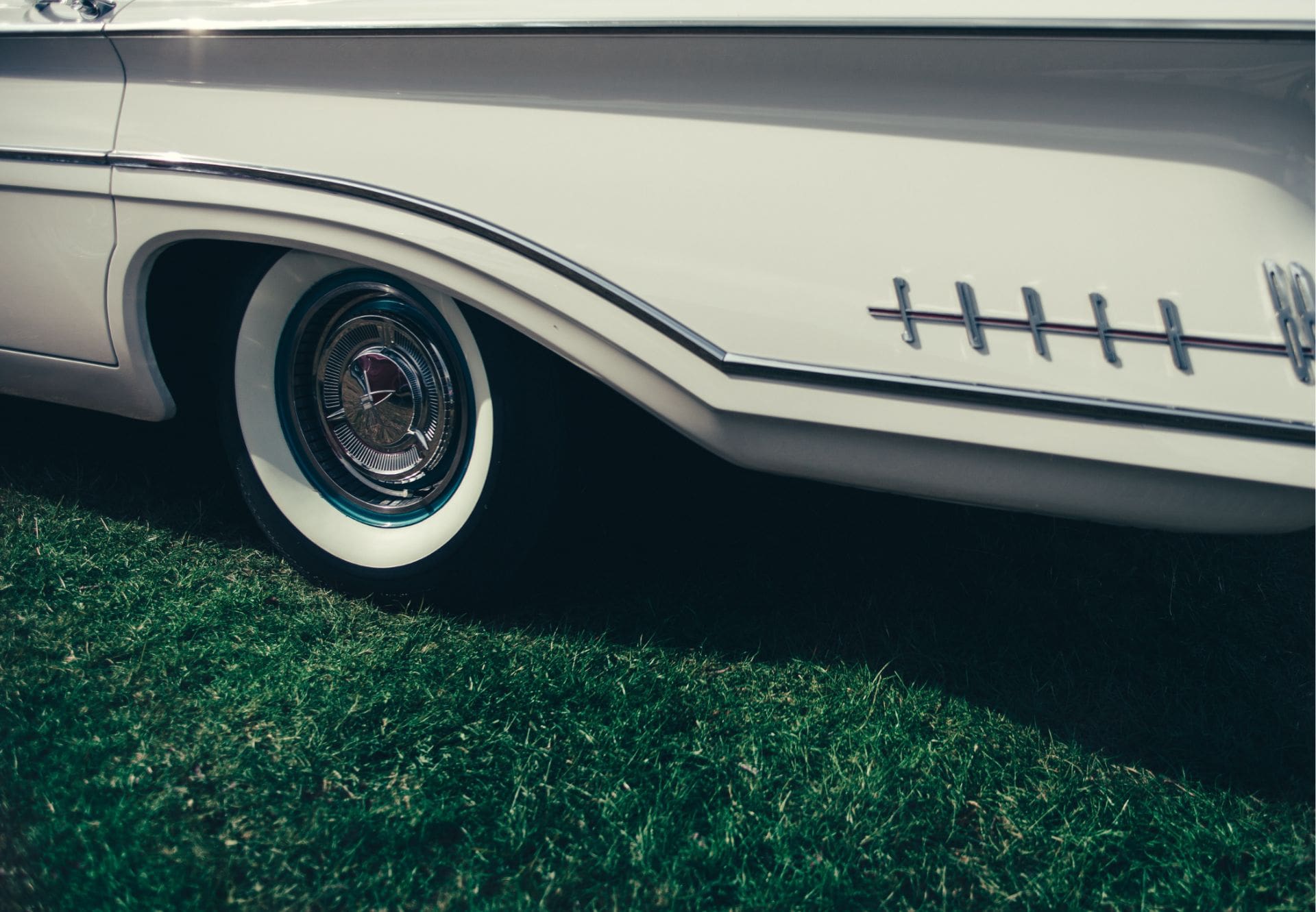 chrome wheel with tire
